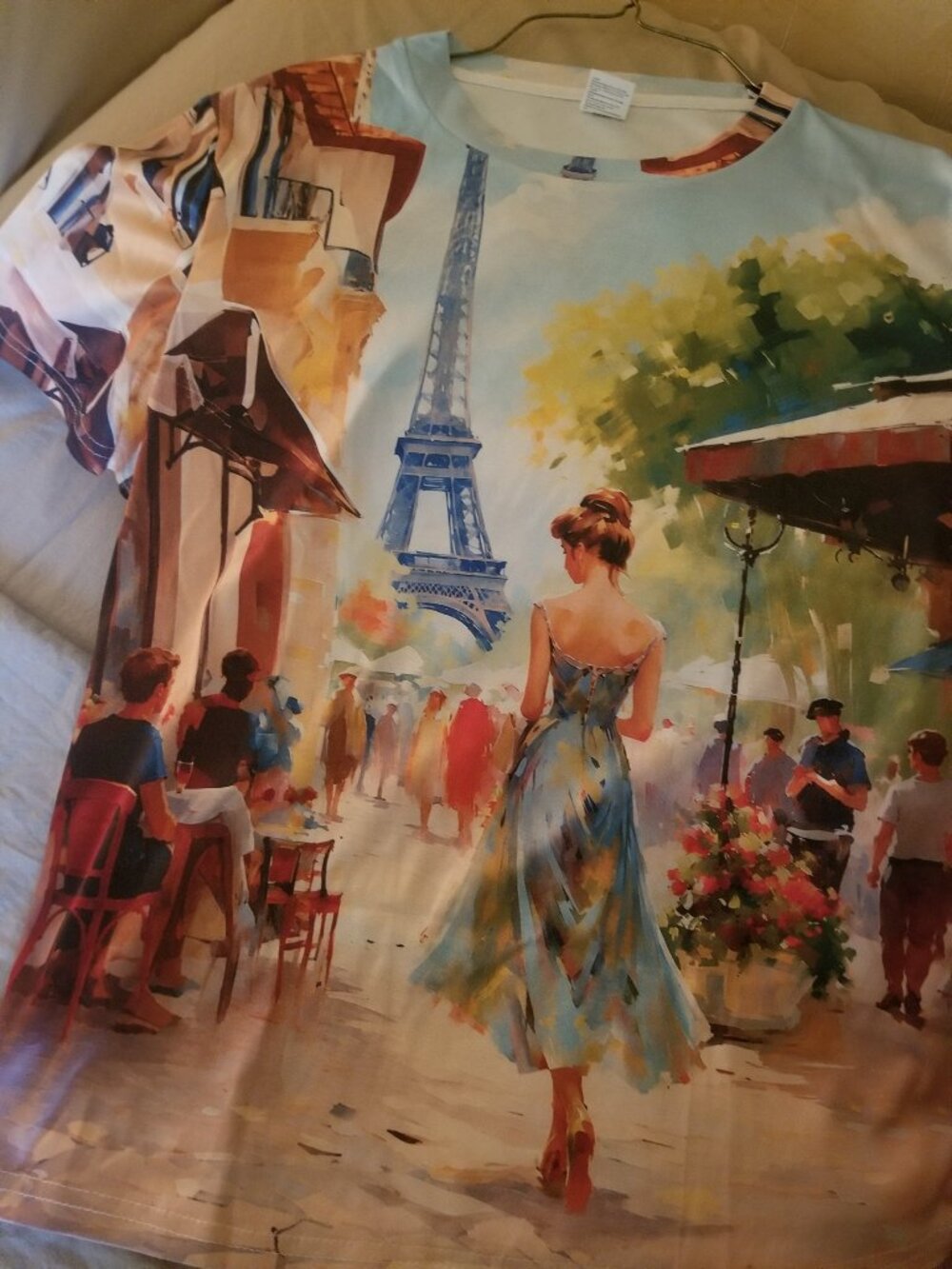 WOMEN'S COLORFUL & ARTSY PARIS PROMENADE T-SHIRT SZ M